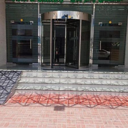 Sun & Sands Hotel Llc Dubai Exterior foto